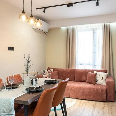 Vutovi's Corner Made With Care 2