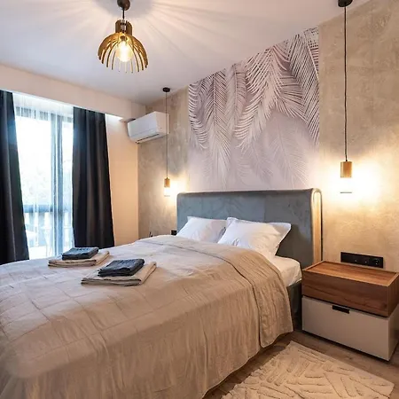 Vutovi's Corner Made With Care 2 *